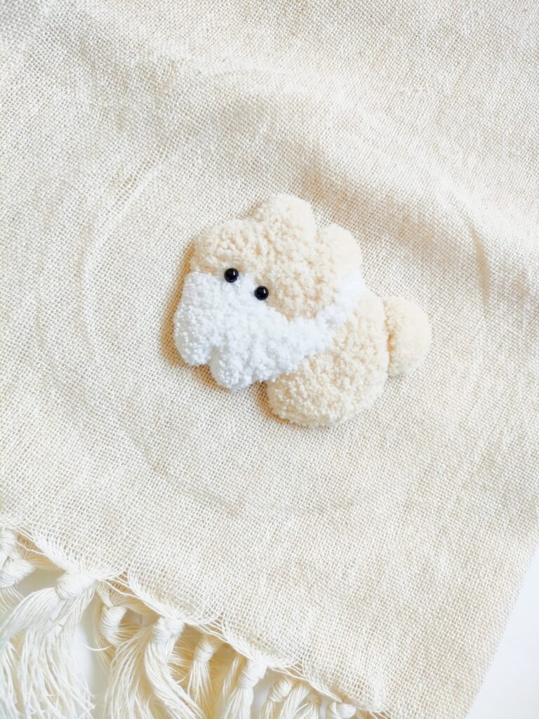 ダイソーのカーテンでうさぎパンチニードル