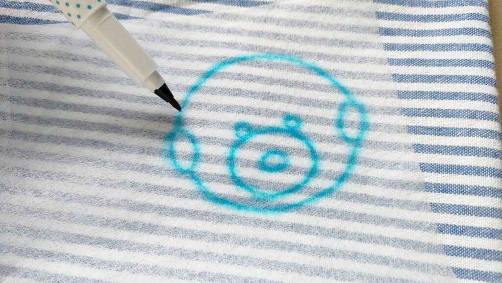 パンチニードルムーンベール使い方、上からなぞる