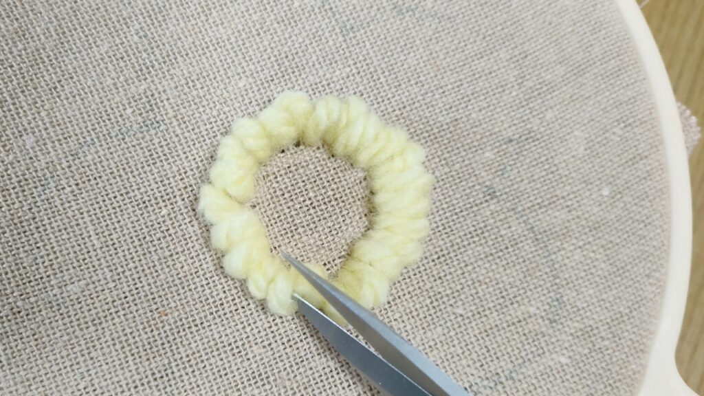 ループカットのコツ　パンチニードル